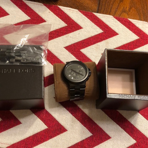 Michale kors watch black